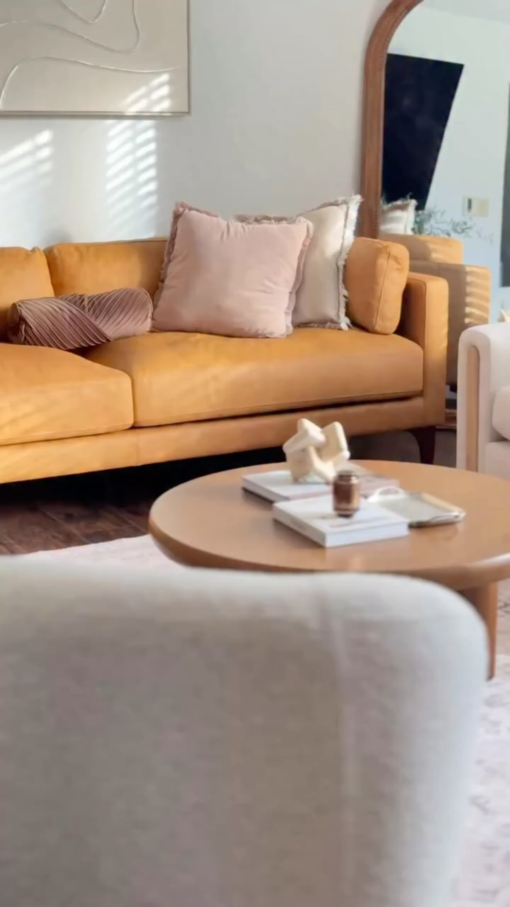 Instagram post by @dilamiraco for Valencia Theater Seating. Caption reads: Updating my home has always been my favorite thing....