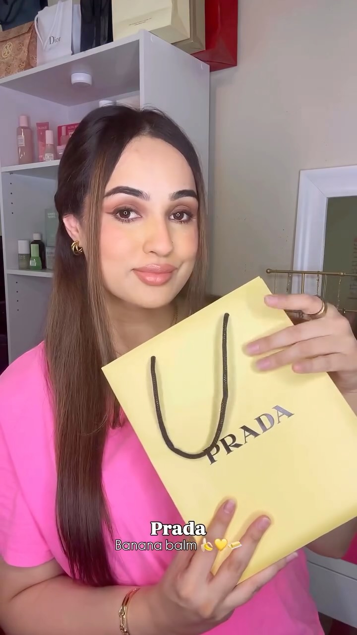 Instagram post by @abida.fatimaa for Youth To The People. Caption reads: So grateful for all these amazing brands! Thanks....