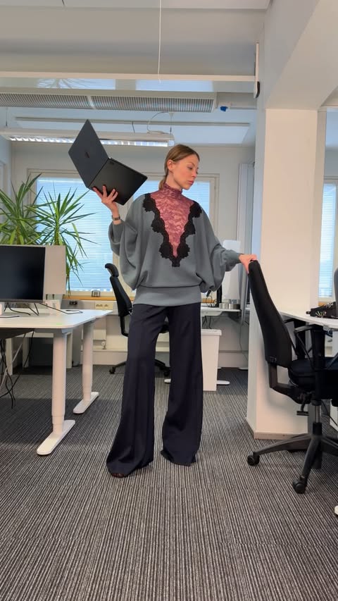 Instagram post by @alinarolling for NET-A-PORTER. Caption reads: Ad| Getting back to the office with @netaporter....