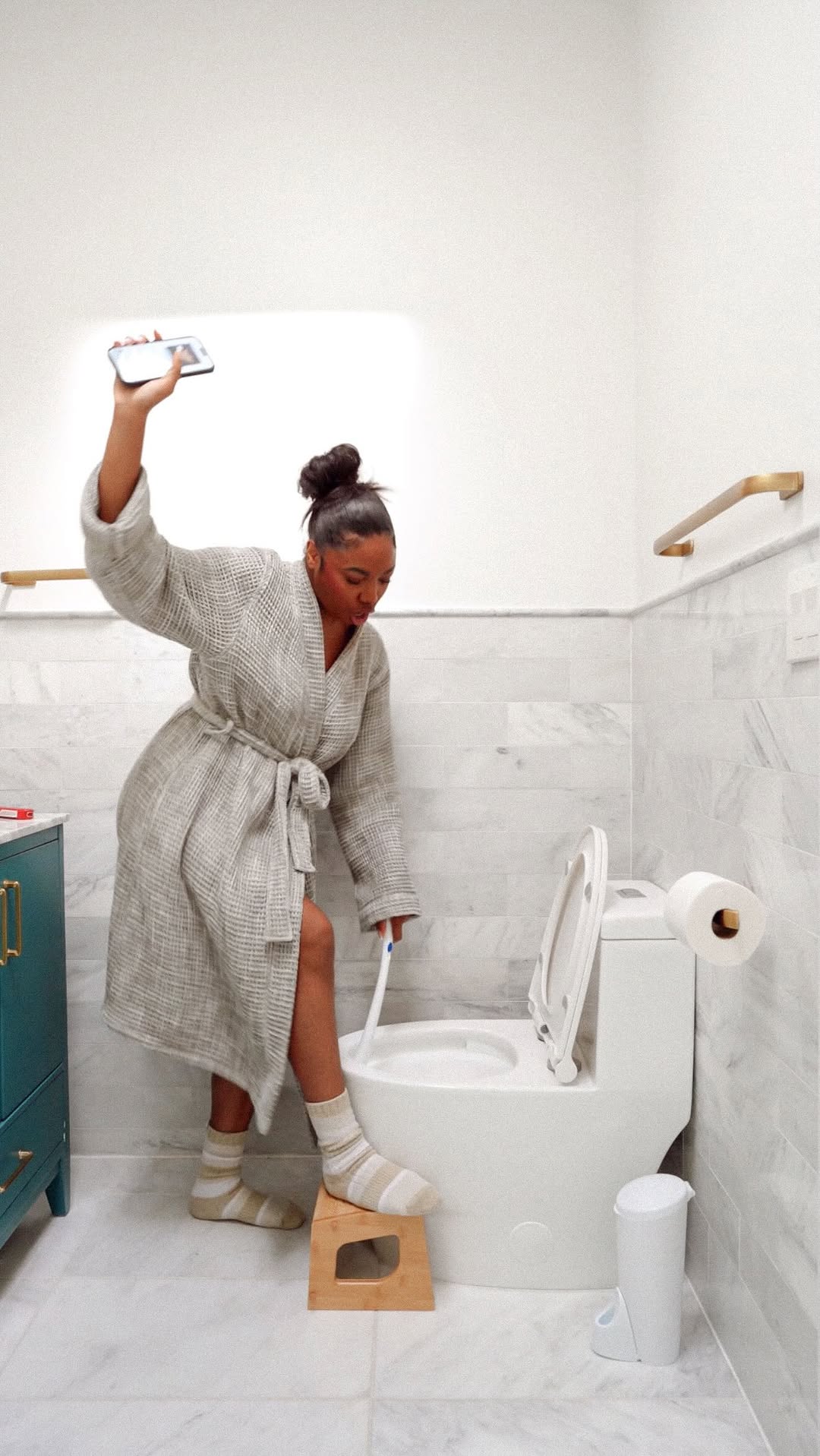 Instagram post by @amanirakeia for Clorox. Caption reads: #ad Get the ick when cleaning the toilet? Not me,....