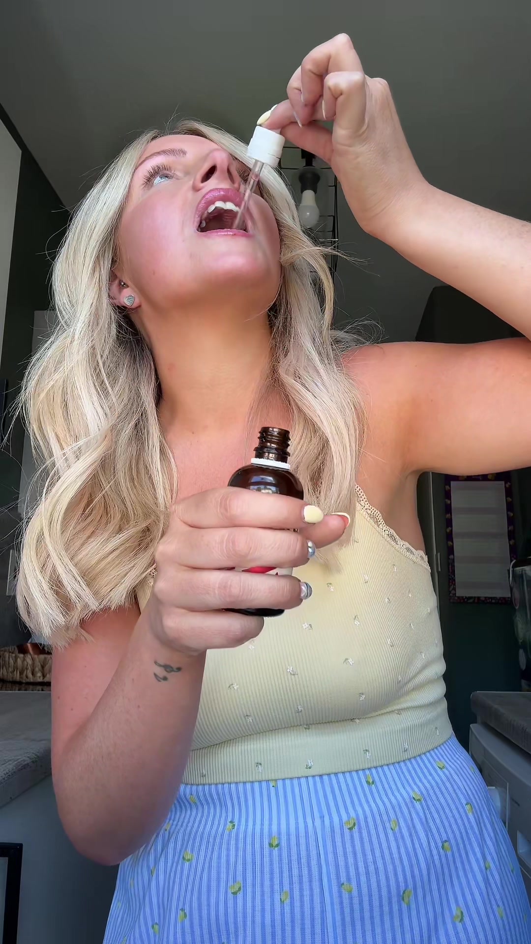 TikTok post by @jomacx for Vivo Life. Caption reads: @Vivo Life #b12 #foryou #fyp #foodsupplements....