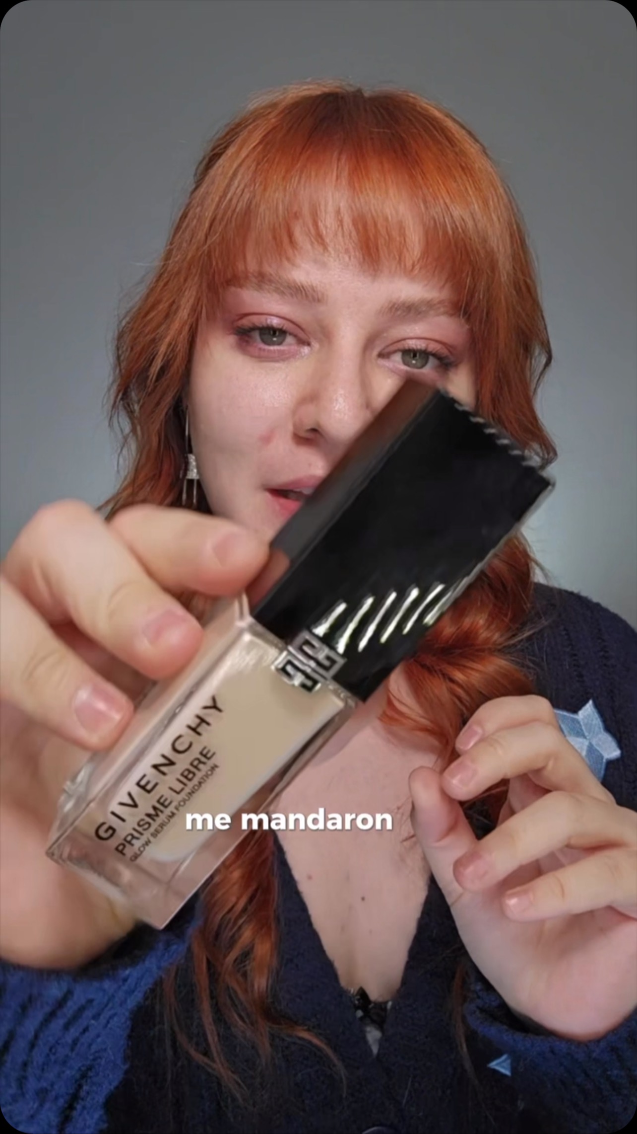 Instagram post by @pametp for Givenchy Beauty. Caption reads: Hoy probamos la Prisme Libre Glow Foundation de....