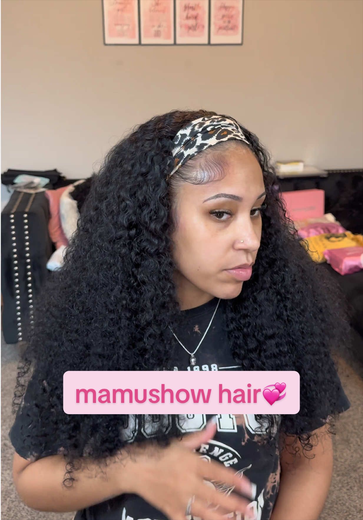 TikTok post by @alyinamichelle for Mamushow Hair Store. Caption reads: i finally tried the headband with a half wig😍....