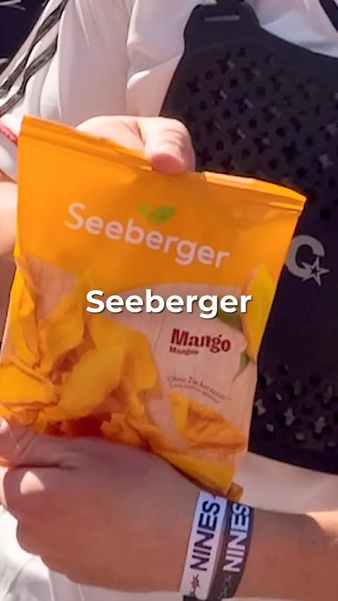 Instagram post by @philipp_gatterer for Seeberger. Caption reads: [...] ein paar Leute mit @seeberger_1844....