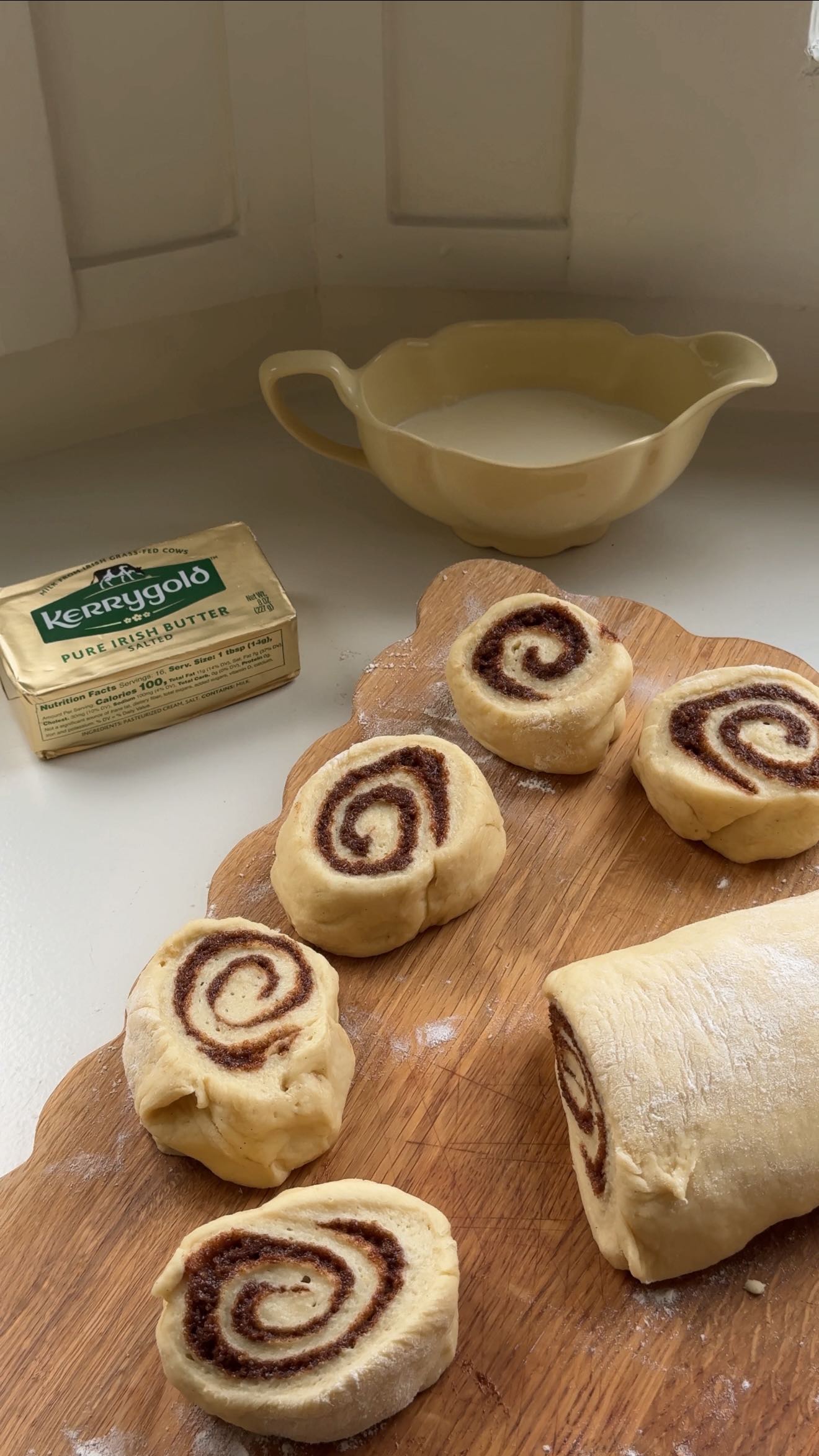 Instagram post by @amelia.edmondson for KerrygoldUSA. Caption reads: #ad because better butter bakes a difference....