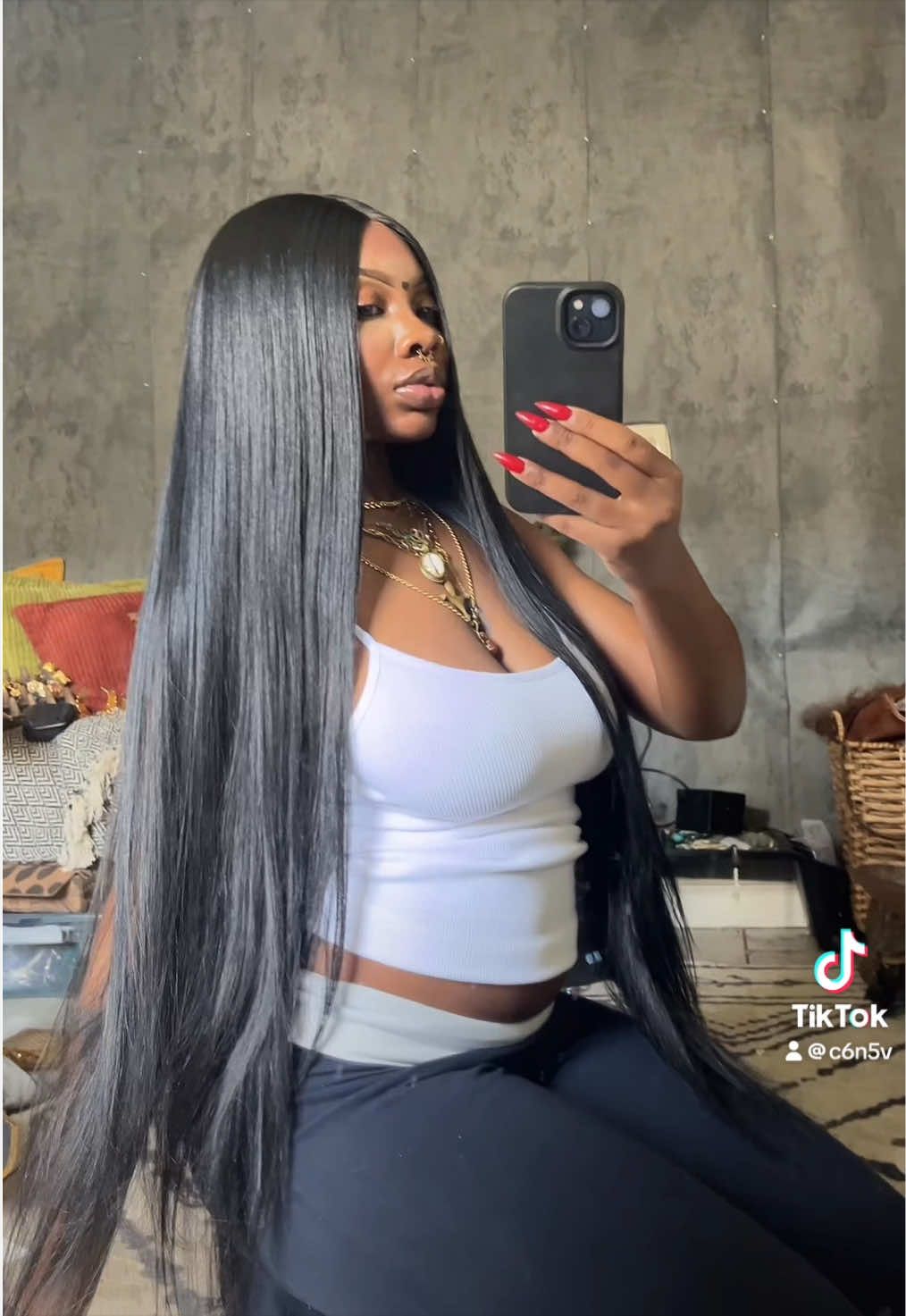 TikTok post by @c6n5v for Style Icon Hair. Caption reads: An affordable wig made just for you! @Style Icon....