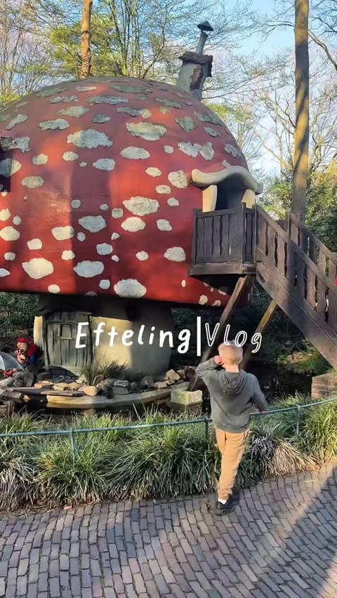 Instagram post by @hylo.abroad for Efteling. Caption reads: Staying at Loonsche Land at @efteling was the best....