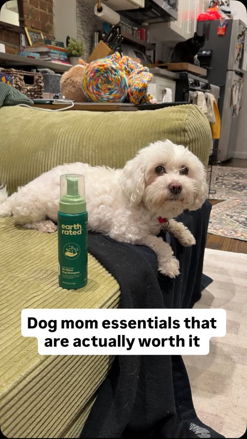 Instagram post by @katieandtatesfostermates for Earth Rated. Caption reads: EarthRated really coming in clutch as the one stop....