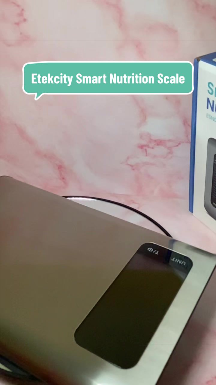 TikTok post by @mrs.vickieds for Etekcity. Caption reads: [...] smart nutrition scale tracks calories.....