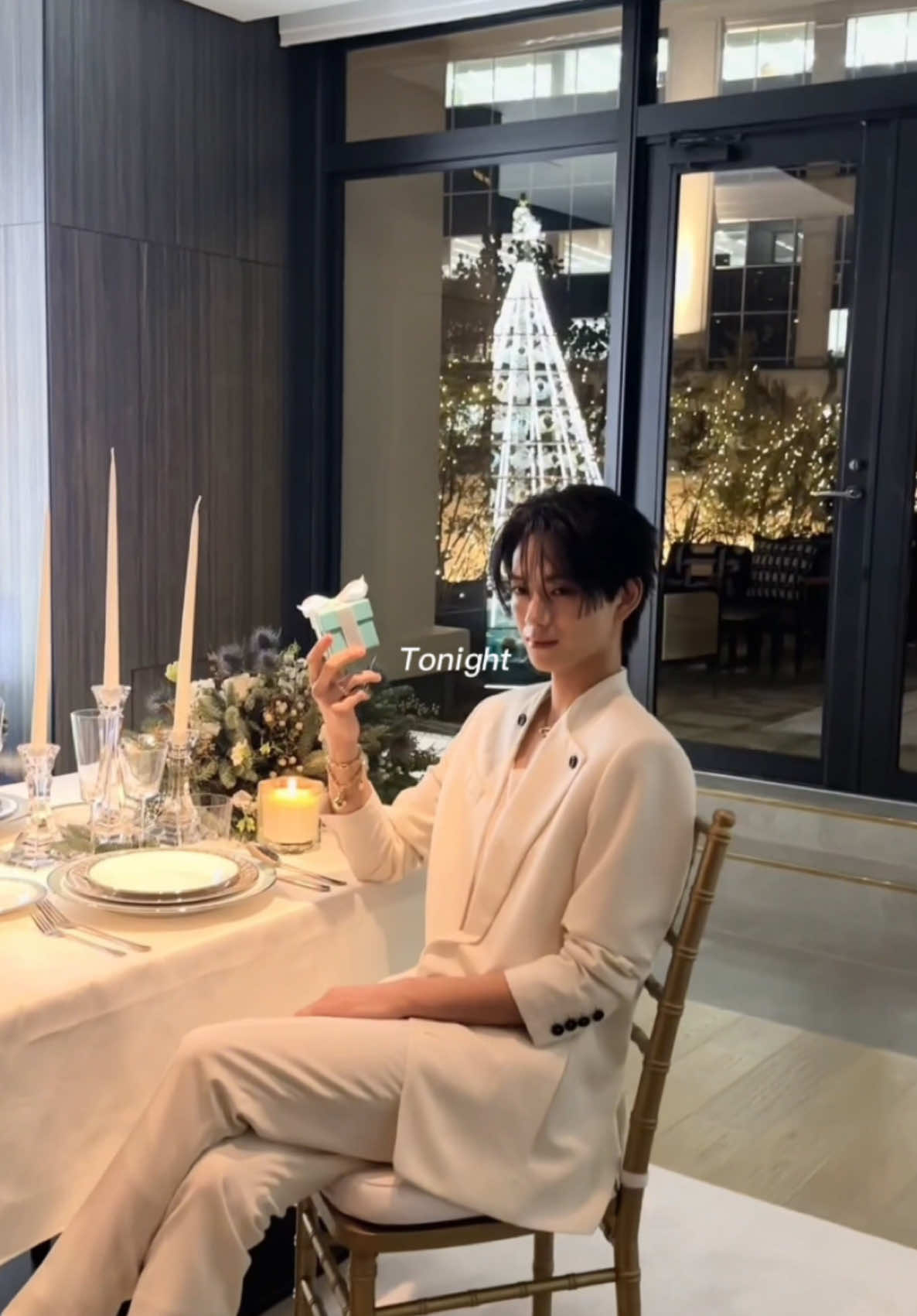 TikTok post by @yoji_0106 for Tiffany & Co.. Caption reads: @Tiffany&Co.  ［T&CO］ The otherworldly beauty of....