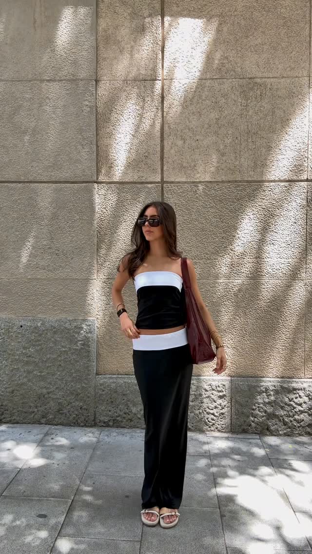 Instagram post by @paulajdes for superdown. Caption reads: The perfect set 🤞🏽 @revolve x @superdown 🦓....