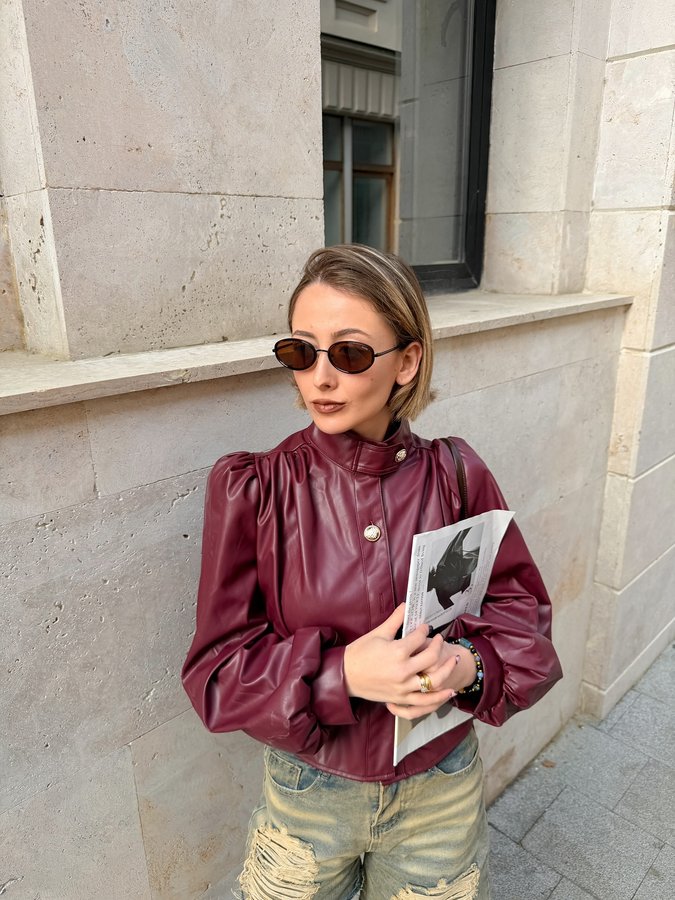 Instagram post by @tamaramkh___ for SOJOS VISION. Caption reads: @sojosvision.