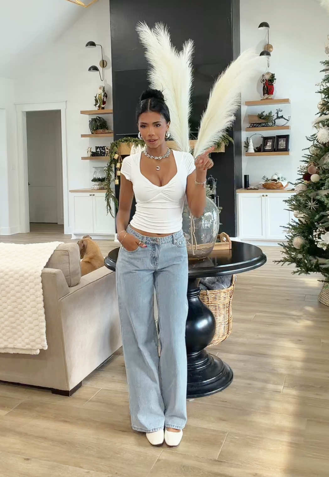 TikTok post by @ciara..sanders for Edikted. Caption reads: [...] #cuteoutfits #goingoutoutfit @Edikted .