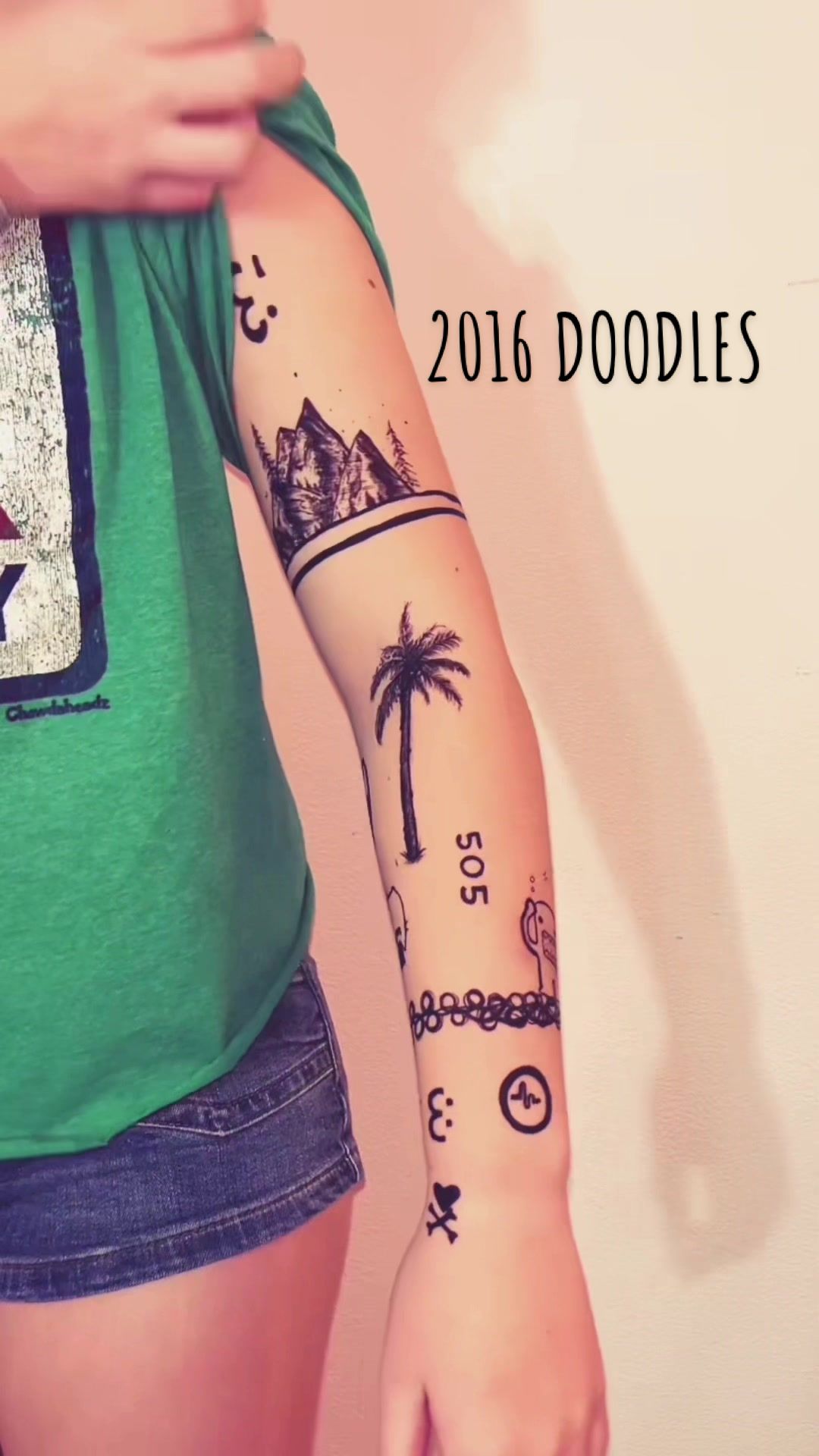 TikTok post by @nettielombardi for iMethodBeauty. Caption reads: Does it look familiar?  I miss Pusheen #fyp #2016....