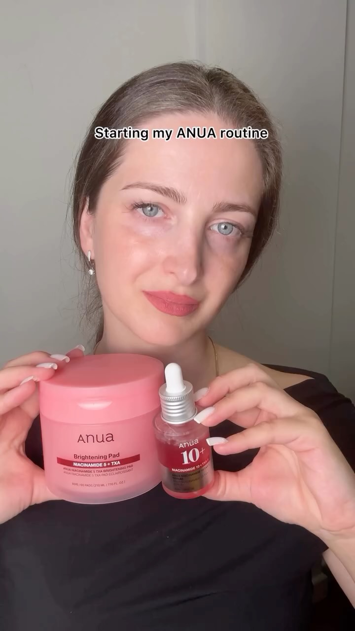 Instagram post by @marium.ko for Anua. Caption reads: [...] & uneven tone? 🌙☀️
With ANUA Niacinamide....