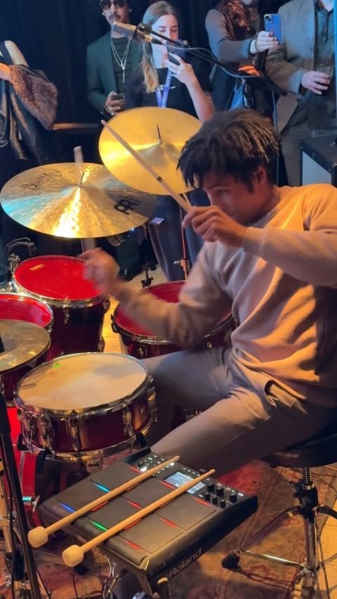 Instagram post by @jay_kalo_ for Yamaha. Caption reads: 🎼🥁❤️ enjoying a night of jam session and....