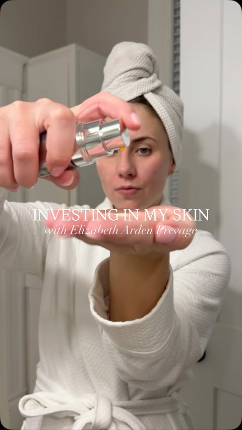 Instagram post by @morganpaigewalker for Elizabeth Arden. Caption reads: [...] my skin and collagen banking with....