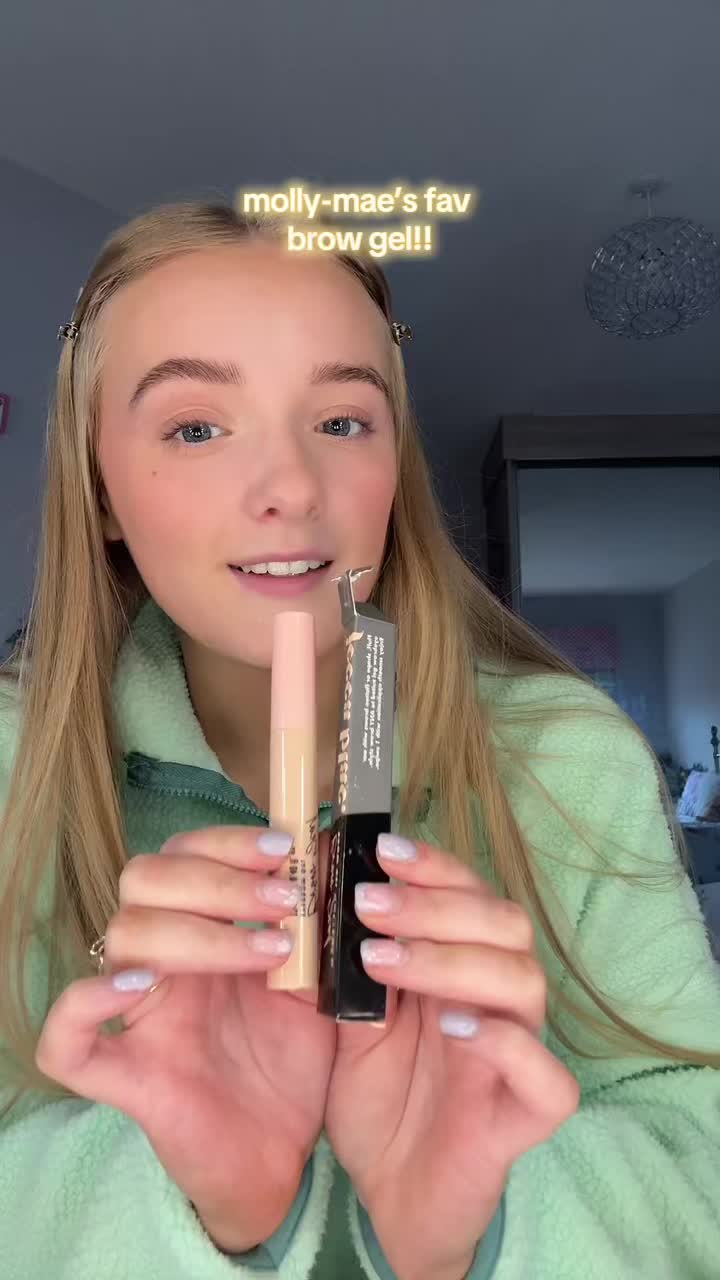 TikTok post by @_elliekerr for Jecca Blac. Caption reads: 10/10 from me!🤩 @Jecca Blac #tiktokshop #browgel....
