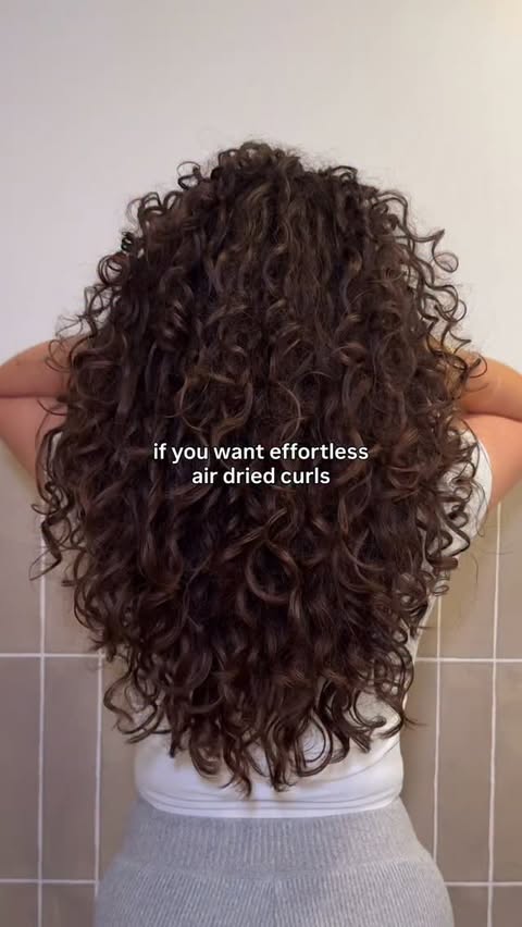 Instagram post by @laurenpiluso for CURLSMITH. Caption reads: [...] a while, you know how much I love the....