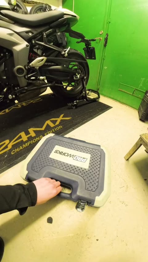 Instagram post by @nordicbikeprincess for Xlmoto. Caption reads: [...] New levers installed 🔧🏍️ #proworks #xlmoto....