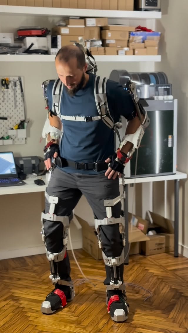 Instagram post by @nozzle_torino for PCBWay. Caption reads: The exoskeleton will unload your weight or the....