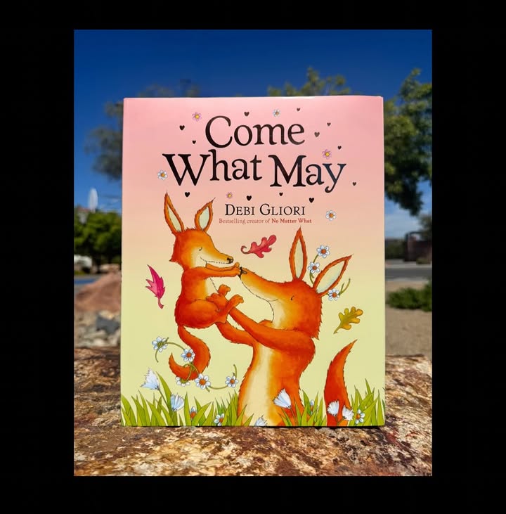 Instagram post by @feverreader for Simon Kids. Caption reads: Thank you @simonkids #partner for this #gift in....