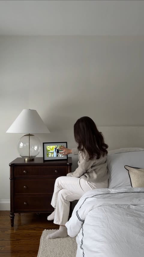 Instagram post by @oliviadipede for Skylight Frame. Caption reads: the @myskylight frame has been such a perfect....