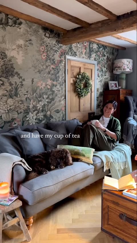 Instagram post by @bydesignermum for Sandberg Wallpaper. Caption reads: From a boring wall… to a statement wall....