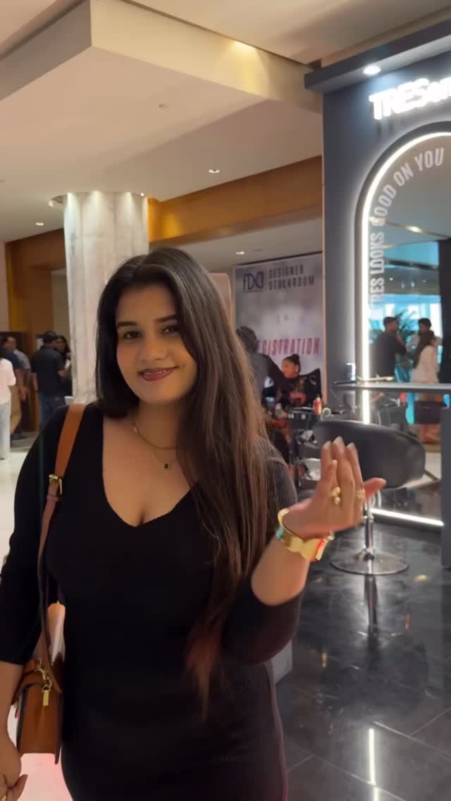 Instagram post by @shreyacreate for TRESemmé. Caption reads: Tresemme invited me for Lakmé Fashion Week....