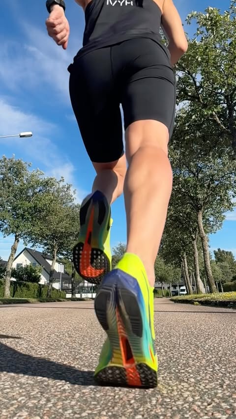 Instagram post by @jhedbys for 2XU. Caption reads: [...] friends? In collaboration with @drinkivyh....
