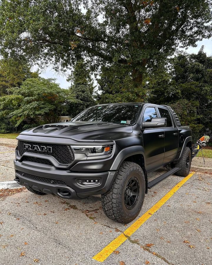 Instagram post by @lago_5pt3 for Mopar. Caption reads: Check out the power running boards from....