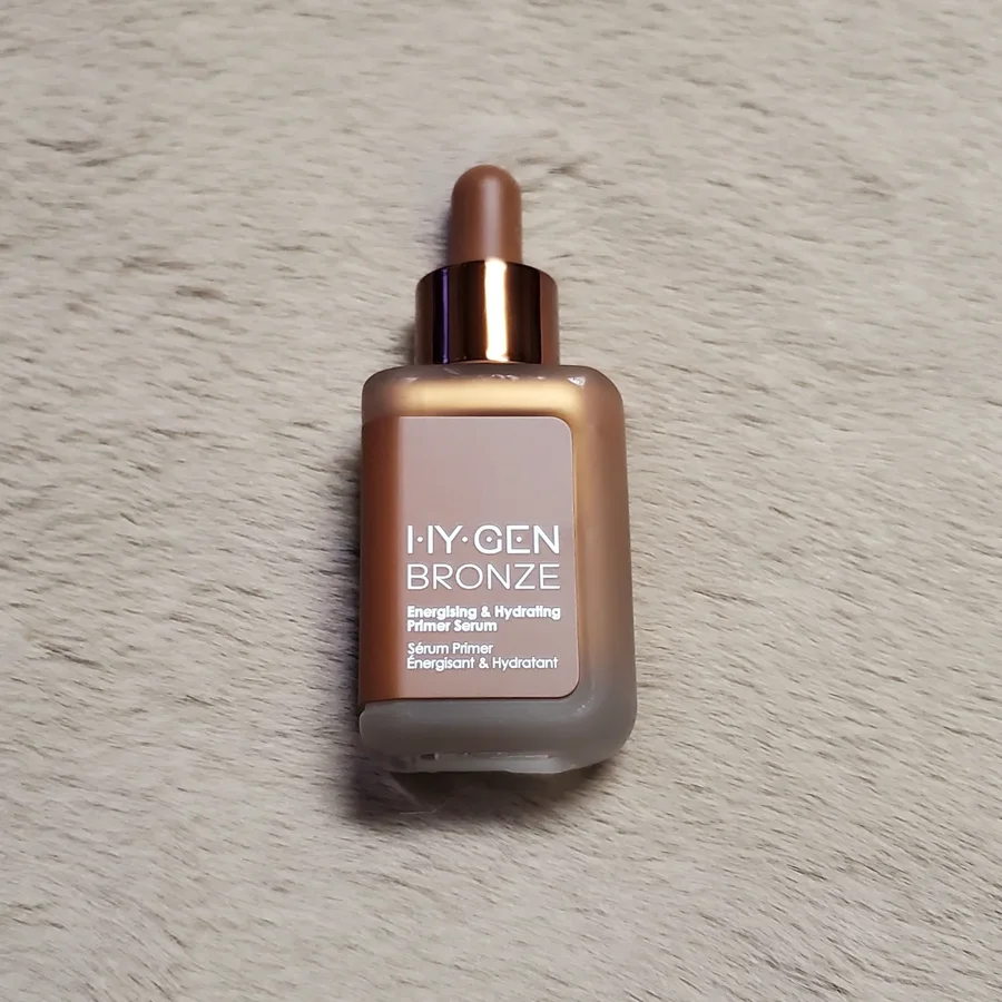 Instagram post by @reviewsbydeborahlee for BzzAgent. Caption reads: #giftedbynatashadenona #giftedbybzzagent This is a....