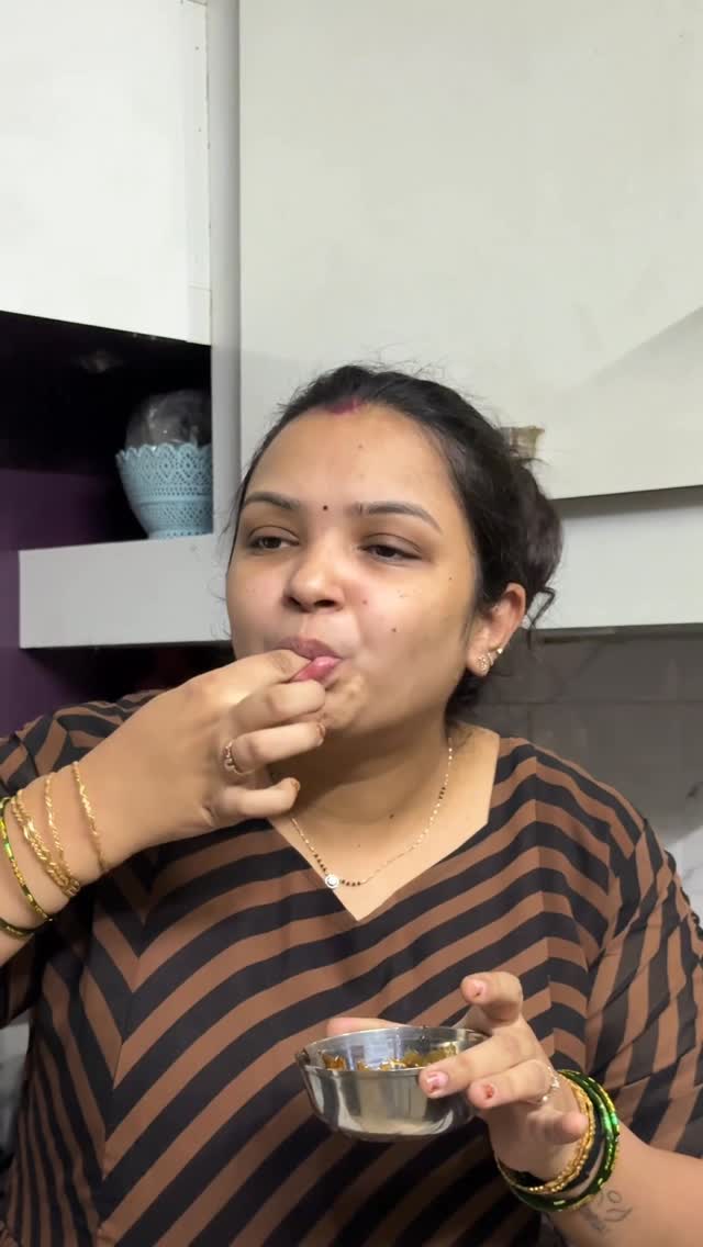 Instagram post by @niharika.suresh.g for The Indus Valley. Caption reads: ‼️Kado‼️ @theindusvalley 
Super tasty and....