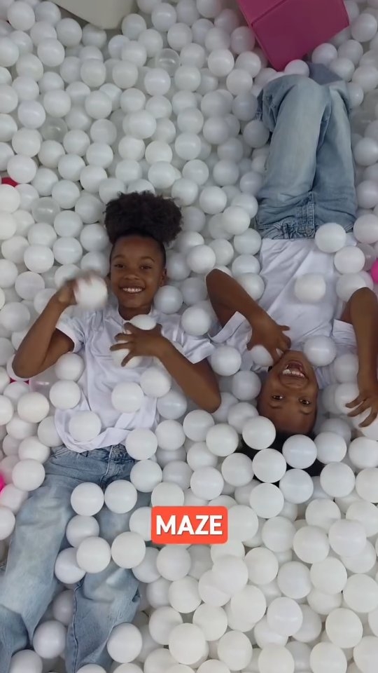 Instagram post by @imsamanthagomez for Endy. Caption reads: We explored Dreamscapes by @Endy Petit 🌙✨ From....