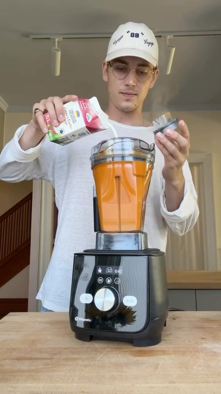 Instagram post by @willyum_conrad for Vitamix. Caption reads: here’s what we ate in a day featuring @vitamix #ad.