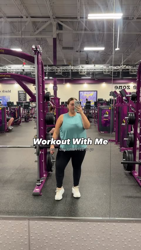 Instagram post by an influencer for Planet Fitness. Caption reads: [...] excited for back day 💪 #PlanetFitnessFriend....