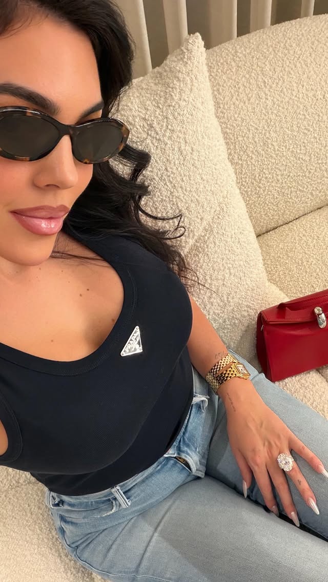 Instagram post by @georginagio for Trendyol. Caption reads: @trendyol.ar! Don’t miss out on my favorites and....