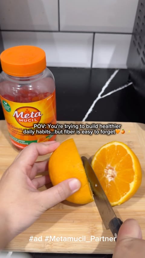 Instagram post by an influencer for Chimeable. Caption reads: [...] @metamucil @chimeableofficial.
