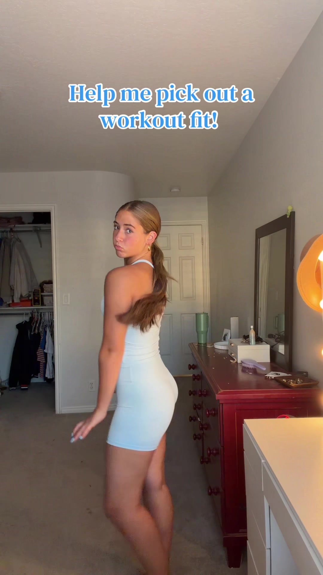 TikTok post by @ava_gus1 for SUUKSESS. Caption reads: [...] need any cute workout outfits go to....