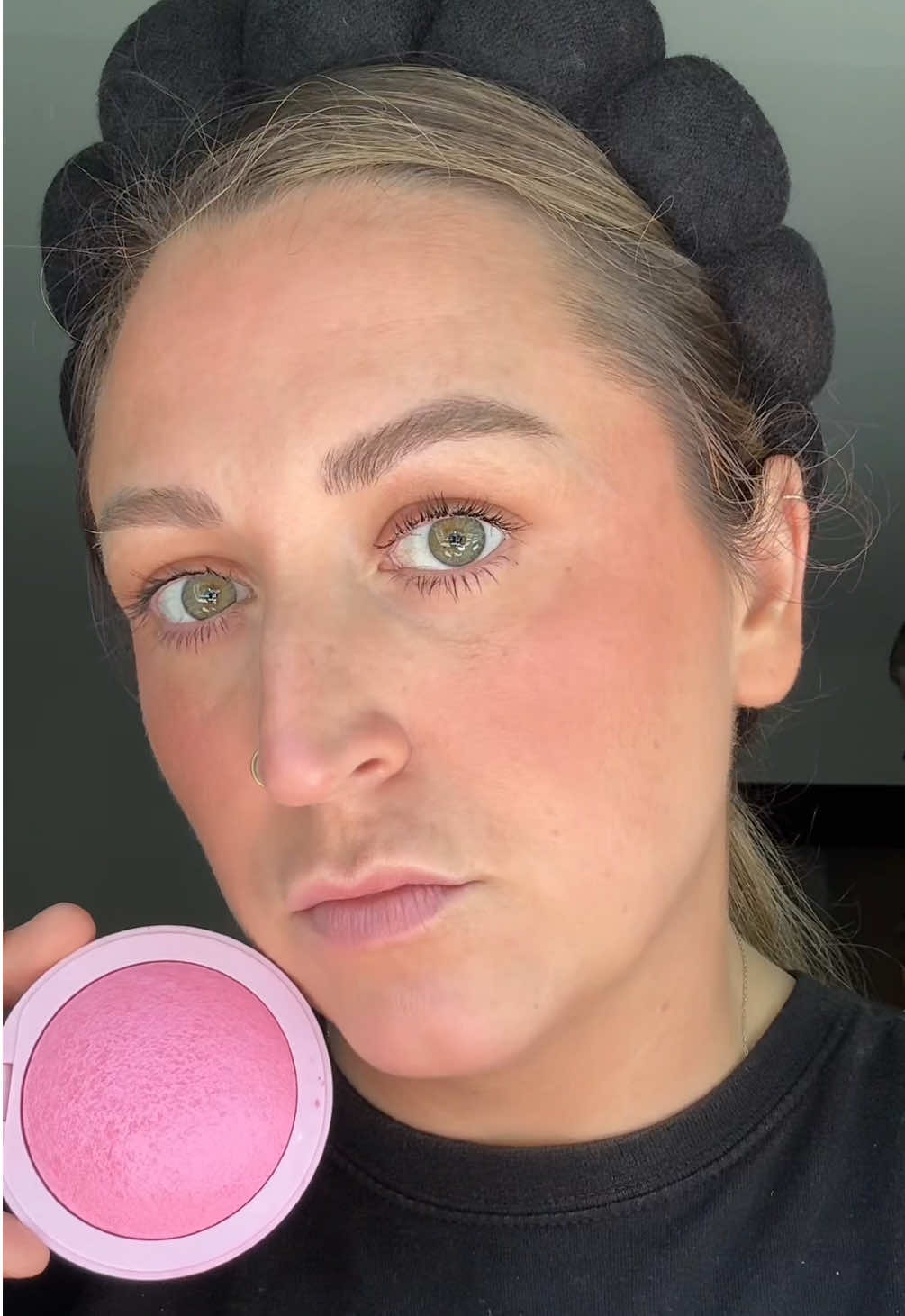 TikTok post by @amg0914 for EM Cosmetics. Caption reads: The prettiest glowy blush✨💗 @EM Cosmetics by....