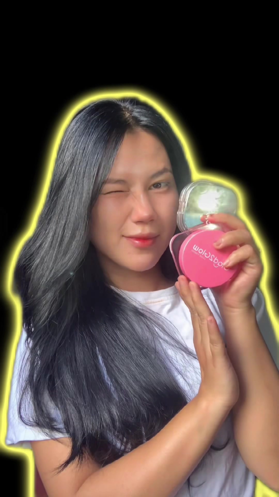 TikTok post by @ollau_cute for Glad2Glow Indonesia. Caption reads: #DoMoreInAYear #fyp #foryou #glad2glow....