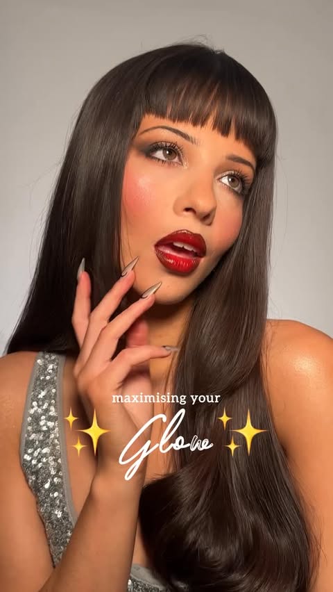 Instagram post by @charlotteroberts for REAL TECHNIQUES. Caption reads: [...] glam ✨ get ready with me using the....