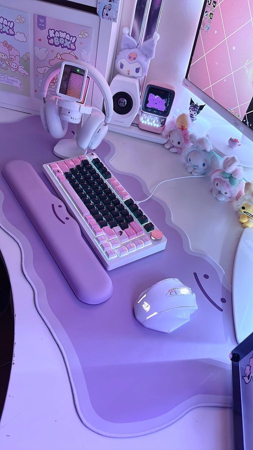 Instagram post by @syaebby for Wishavenshop. Caption reads: [...] mat and wrist rest sent to me by....