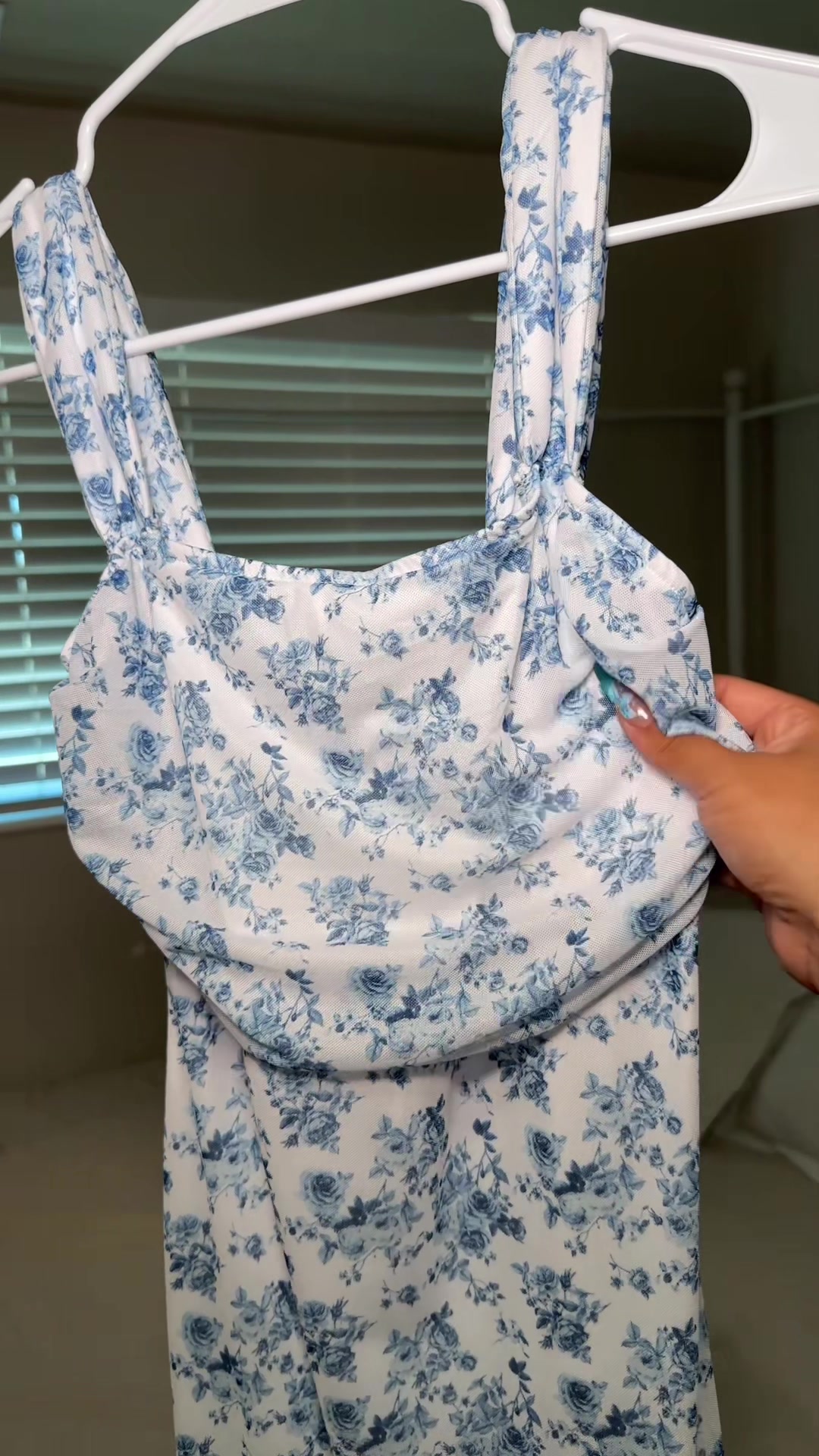 TikTok post by an influencer for HYZ. Caption reads: Beautiful Summer Dress 🌞@H Y Z #hyz #dress....