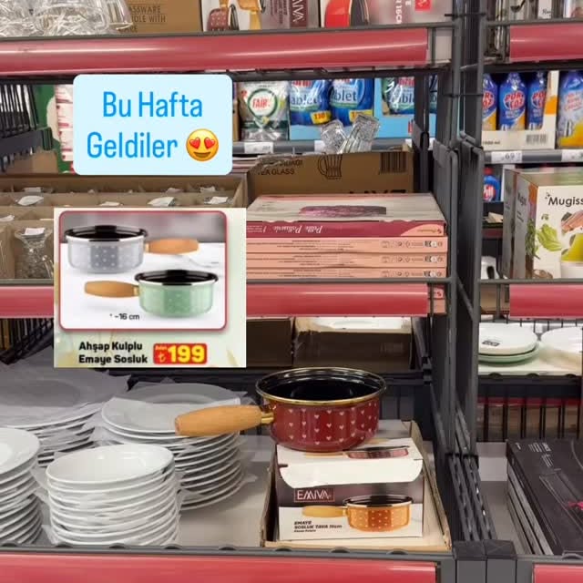 Instagram post by @ekonomikbirkadin for A101. Caption reads: Günaydınnn😍😍
Gezmeyi en çok sevdiğiniz,....