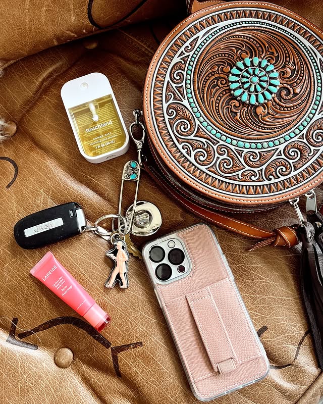 Instagram post by @jacie.lynn.shackelford for Walli Cases. Caption reads: So excited I found @wallicases so I can keep all....