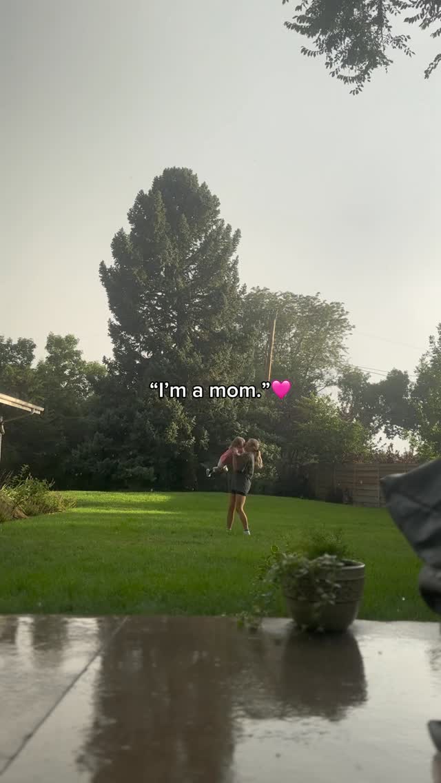 Instagram post by @annalee15 for SmartyPants Vitamins. Caption reads: Next time someone asks what you do, leave the....