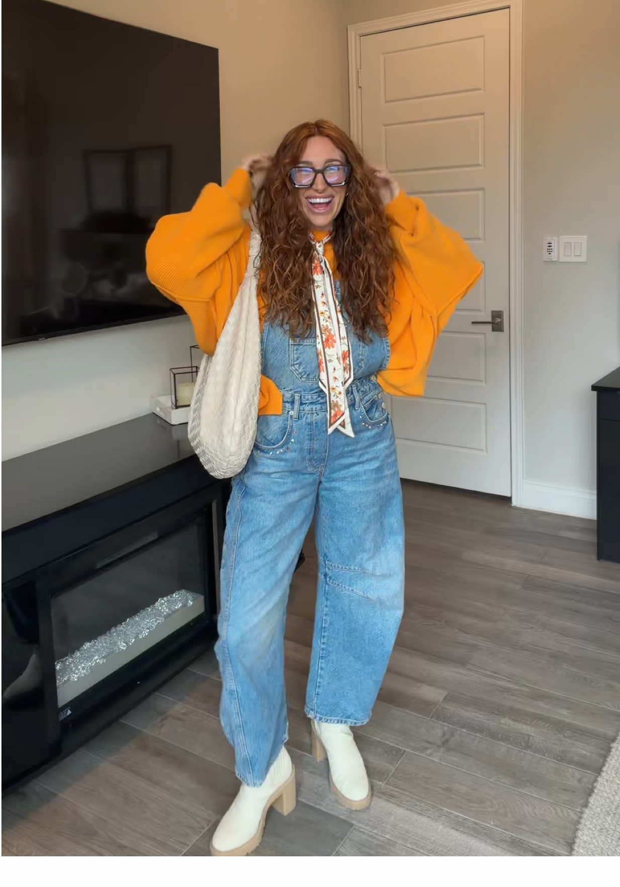 TikTok post by @shelbyram for Dolce Vita. Caption reads: [...] sick on the way there 🥴 @Dolce Vita....