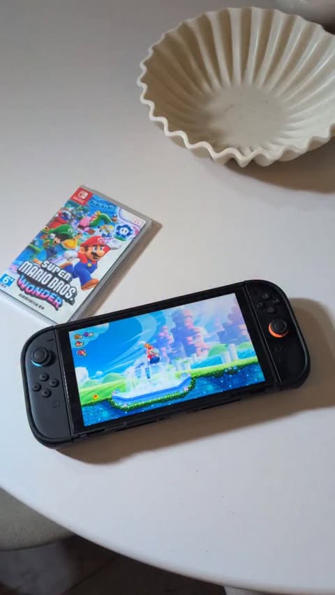 Instagram post by an influencer for Temu Belgium. Caption reads: @temu I have order this amazing game for the....