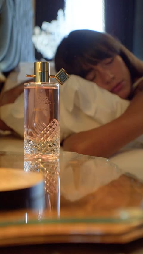 Instagram post by @giuliapetronio_ for KILIAN PARIS. Caption reads: [...] these evenings even more memorable.....